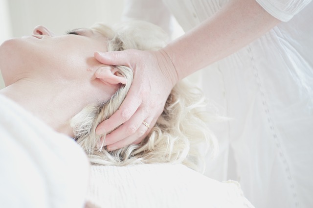 scalp_massage_for_headaches